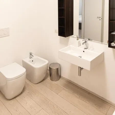 Elegante E Spazioso Quadrilocale In Porta Venezia Apartment *